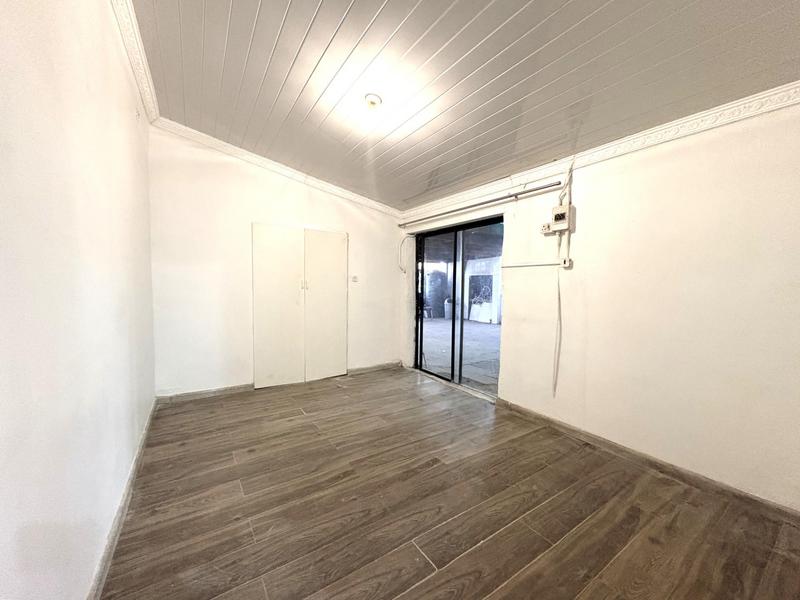 5 Bedroom Property for Sale in Southfield Western Cape